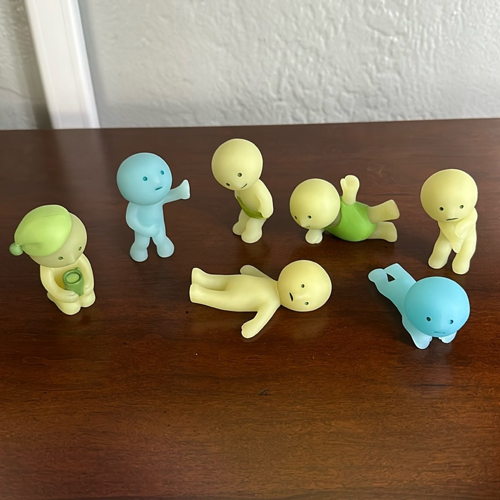 Smiskis Different series Figurines